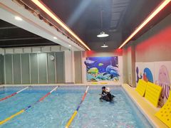 -小蓝鲸游泳培训基地(积水潭店)