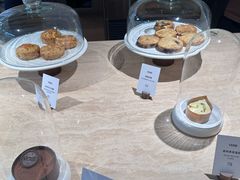 -VERIE BAKEHOUSE