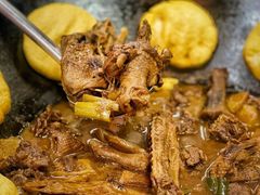 -咱屯子铁锅炖直营店(保利店)