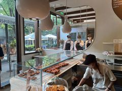 -VERIE BAKEHOUSE