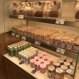 上学时经常吃的品牌现在家门口就有了草莓季的新品真的爱了