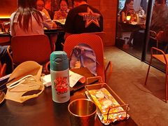 -何师烧烤Pro ·江湖川菜·小龙虾·精酿啤酒(太古里旗舰店)