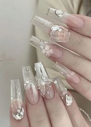 -悦指间美甲美睫