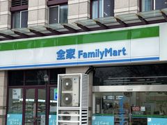 -全家便利店(署前路三店)