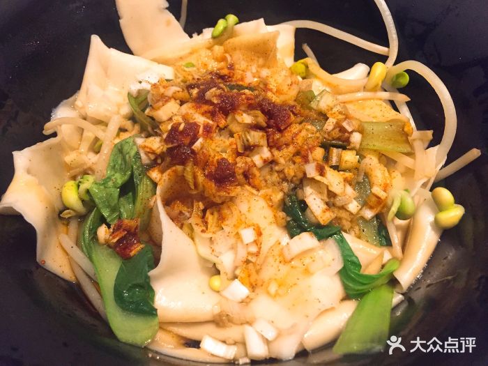 花悦小馆(世博源店)油泼大宽拉面图片 - 第1张