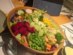牛油果杏仁藜麦沙拉-幸薈飯堂