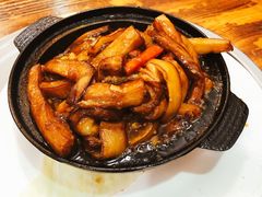 -九妹农家大铁锅东北菜(江湾店)