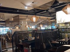 -湊湊火锅·茶憩(杭州湖滨银泰in77店)
