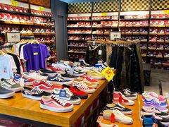 -法雅体育工厂店(皂君庙路店)
