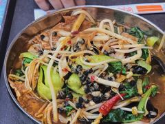 -红鼻子桂林米粉(金唐新光界店)