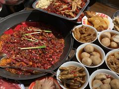 -萍姐火锅·公路夜市(武汉首店)