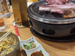 -青瓦餐厅·生鱼片·韩园烤肉(西塔店)
