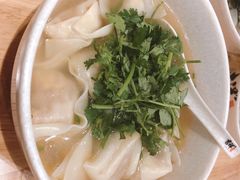 -吉祥馄饨(瑞丽店)