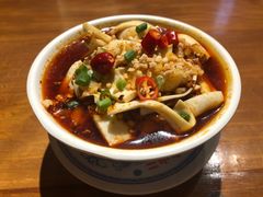 -炉小二铜锅牛蛙•川湘菜(三里屯店)