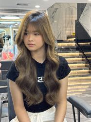 -苏奇发型·烫发染发