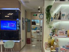 -维乐口腔(美维云门诊陆家嘴店)