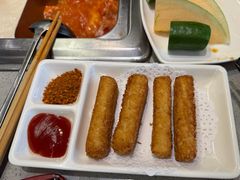 -海底捞火锅(新松江路生日主题店)