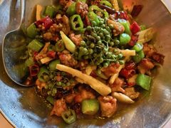 藤椒干锅鸡-龙门阵茶屋川菜馆(武康路店)