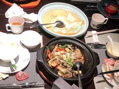 -江上荟·创意中国菜(绿地缤纷城店)