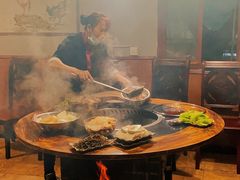 -屈夫人地锅鸡(南充店)