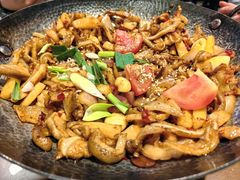 -富正毅三下锅·湘西韵味(天门山索道店)