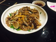 -皇城根北京风味主题餐厅(滨海万达店)