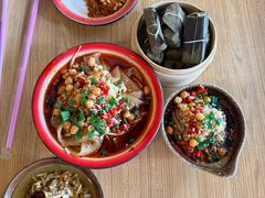 -拐枣巷小串串(财大店)