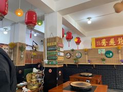 大堂-老姐石板烧烤+铜炭火锅(总店)