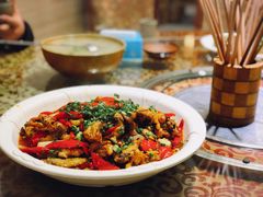 味老大黄焖鸡-味老大土碗菜(中山三路店)