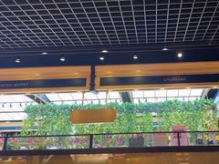 -川骄海鲜自助(王府井奥莱UP TOWN店原世界之花店)