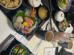 -家贺屋刺身寿司专门店