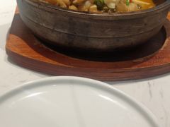 -峨嵋小镇·川菜(勒泰中心店)