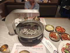 -草家酱蟹炭火烤肉店(珲春南路一店)