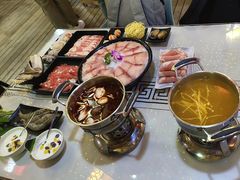 -丽江庭院·云南野生菌·海鲜火锅(鼓楼四合院店)