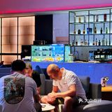 这里的露台view真的好棒，下雨也唯美