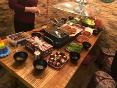 -玩坞轰趴馆·户外团建聚会主题生日派对馆(世豪广场店)