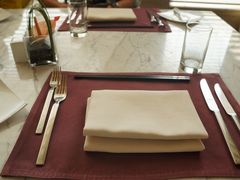 餐具-北京王府井希尔顿酒店·万斯阁西餐厅