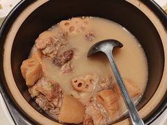 -莲餐厅·湖北菜·潜江小龙虾店(愚园路店)