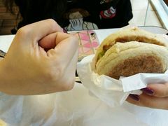 -麦当劳(湛江大厦店)