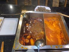-百年川椒重庆老火锅(光谷店)