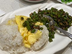 -香港新发烧腊茶餐厅(水围店)