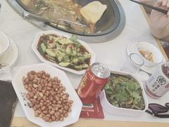 -鲁员外地锅鸡地锅鱼(古墩路店)