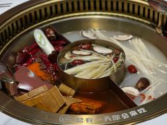 -欠火锅·水牛毛肚·团建聚餐·生日宴(何山路店)