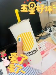 -手牵手美甲