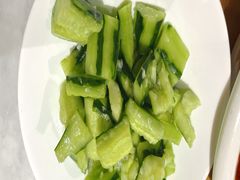 -渝信川菜 · 川味家常菜(财富购物中心店)