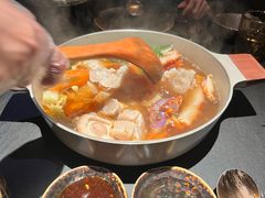 -蟹犇前•帝王蟹雪蟹(陆家嘴店)