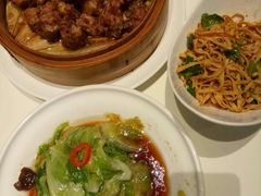 -八府香鸭·啫啫煲(华山路店)