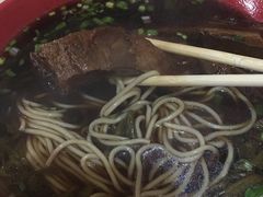 -小龙大肉面馆