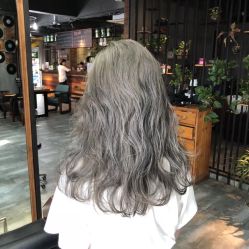 -JK奇积发型连锁机构