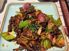 -亿牌牌东北烧烤(博物馆旗舰店)
